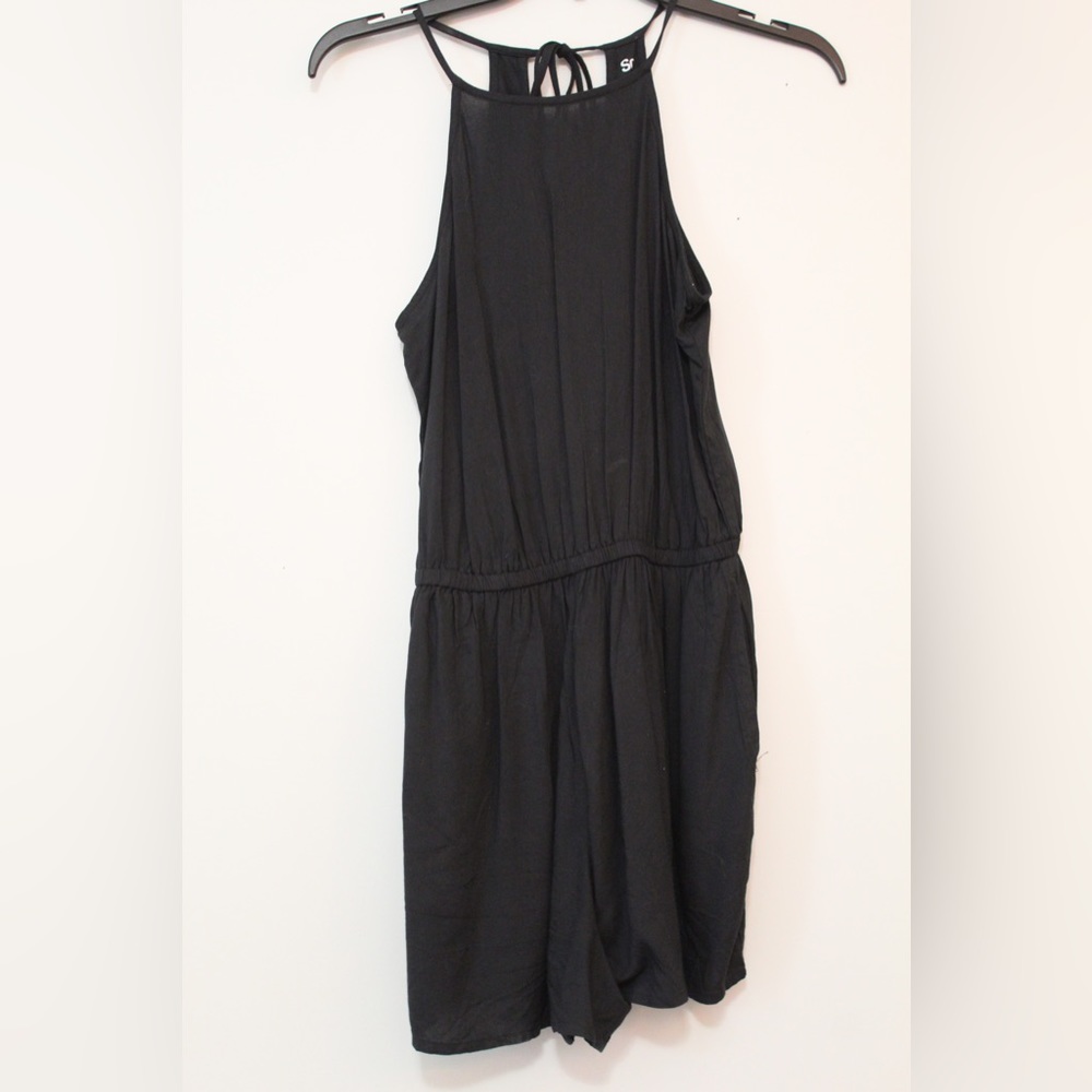 SO Black romper